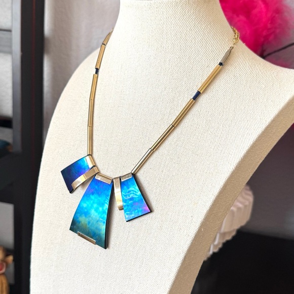 Vintage Dicrotic Glass Blue and Gold Necklace - Picture 3 of 10
